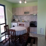 Дава се под наем Двустаен апартамент в Варна, Колхозен пазар - 50 кв.м за 398.82 € - Снимка #1