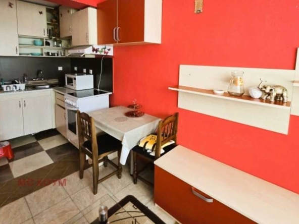 Тристаен апартамент в София, Център - 75 кв.м за 1972 €/кв.м - Снимка #1