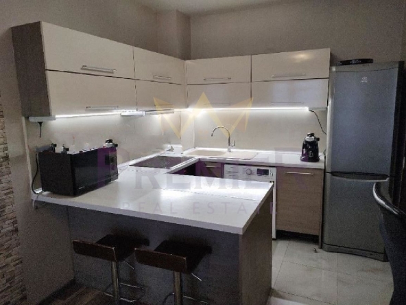 Дава се под наем Двустаен апартамент в Варна, Възраждане 1 - 55 кв.м за 433.5 € - Снимка #1