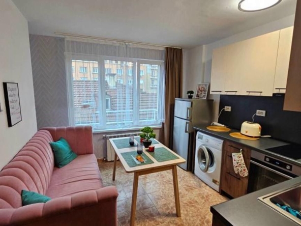 Дава се под наем Двустаен апартамент в София, Банишора - 45 кв.м за 509.49 € - Снимка #1