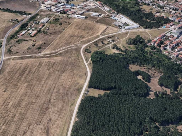 Парцел в Хасково, Промишлена зона - Юг - 1000 кв.м за 35 €/кв.м - Снимка #1