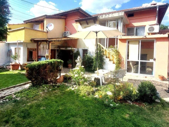 Къща в Стара Загора, Център - 120 кв.м за 1233 €/кв.м - Снимка #1