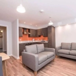 Дава се под наем Тристаен апартамент в Пловдив, Център - 77 кв.м за 209.1 € - Снимка #1