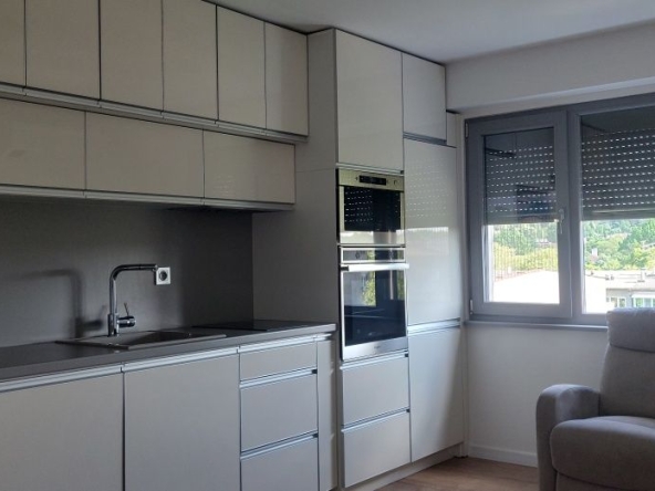 Двустаен апартамент в Димитровград - 67 кв.м за 1028 €/кв.м - Снимка #1