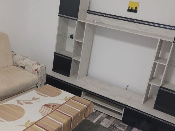 Дава се под наем Едностаен апартамент в Благоевград, Еленово 1 - 50 кв.м за 188.7 € - Снимка #1