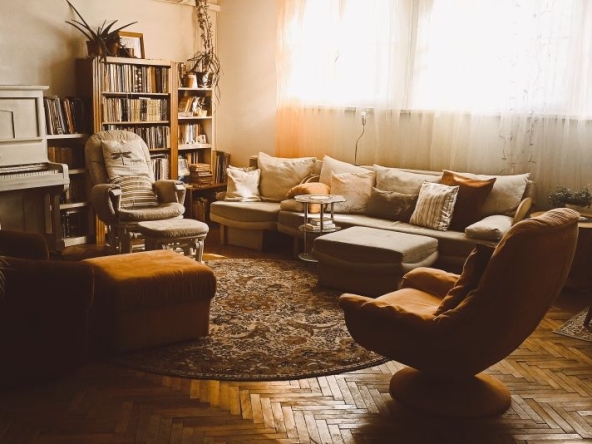 Четиристаен апартамент в София, Гео Милев - 115 кв.м за 1992 €/кв.м - Снимка #1