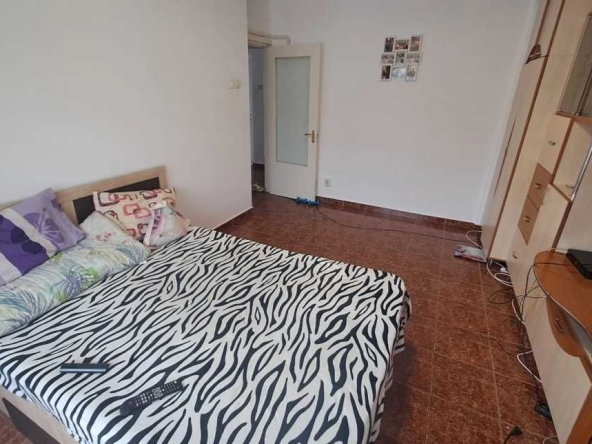 Двустаен апартамент в София, Център - 46 кв.м за 2435 €/кв.м - Снимка #1