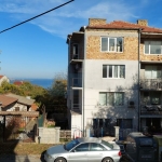 Етаж от къща в Варна, Галата - 107 кв.м за 1 €/кв.м - Снимка #1