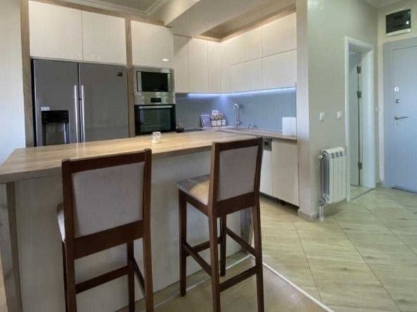 Дава се под наем Двустаен апартамент в Бургас, Братя Миладинови - 68 кв.м за 204 € - Снимка #1