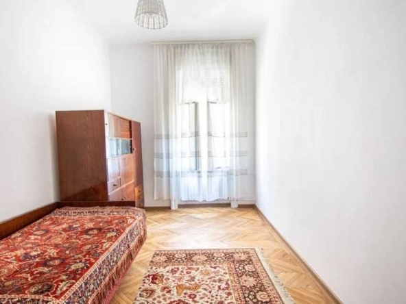 Дава се под наем Двустаен апартамент в Пловдив, Западен - 60 кв.м за 270.3 € - Снимка #1