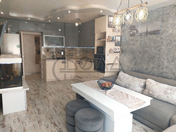 Тристаен апартамент в София, Люлин 3 - 88 кв.м за 2074 €/кв.м - Снимка #1