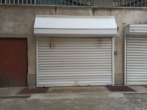 Дава се под наем Гараж / Паркомясто в София, Белите брези - 25 кв.м за 229.5 € - Снимка #1