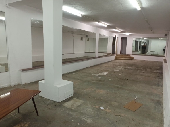 Офис в Казанлък - 150 кв.м за 510 €/кв.м - Снимка #1