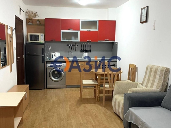 Двустаен апартамент в к.к. Слънчев бряг - 49 кв.м за 552 €/кв.м - Снимка #1
