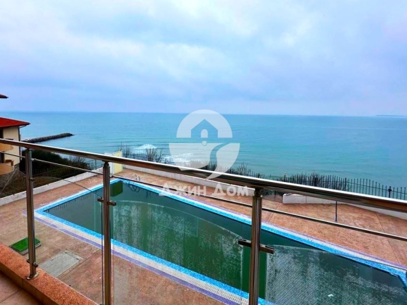Двустаен апартамент в Свети Влас - 77 кв.м за 1428 €/кв.м - Снимка #1