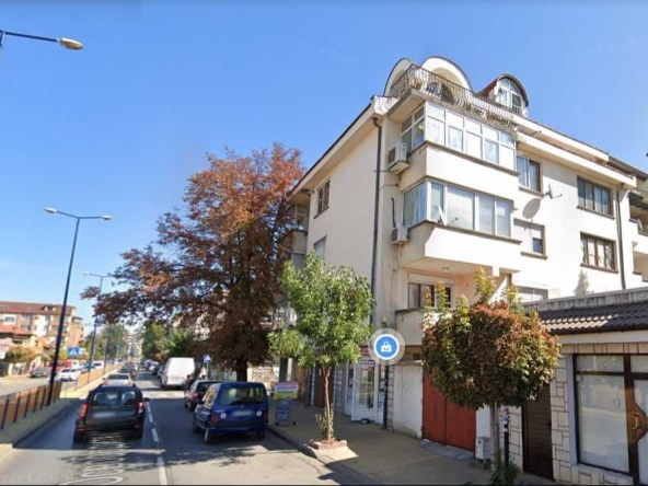 Многостаен апартамент в Пазарджик, Център - 135 кв.м за 1000 €/кв.м - Снимка #1