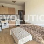 Дава се под наем Двустаен апартамент в Варна, Зимно кино Тракия - 50 кв.м за 375 € - Снимка #1