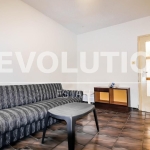 Дава се под наем Едностаен апартамент в Варна, Зимно кино Тракия - 45 кв.м за 310 € - Снимка #1