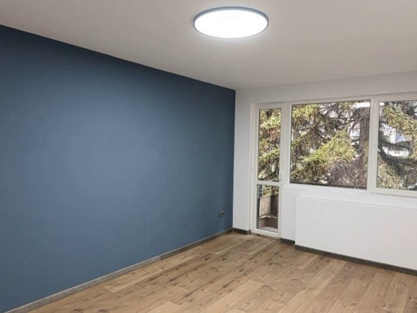 Дава се под наем Двустаен апартамент в София, Лозенец - 62 кв.м за 899 € - Снимка #1