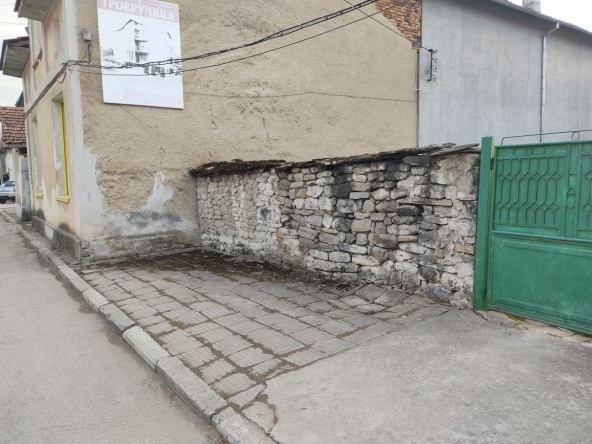 Парцел в с. Орешак, Област Ловеч - 108 кв.м за 62 €/кв.м - Снимка #1