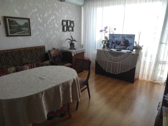 Тристаен апартамент в Варна, Владислав Варненчик - 61 кв.м за 1574 €/кв.м - Снимка #1