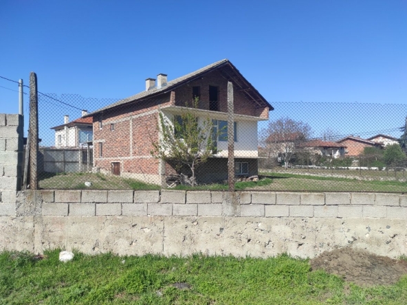 Къща в с. Братаница, Област Пазарджик - 90 кв.м за 1049 €/кв.м - Снимка #1