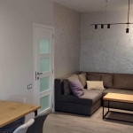 Дава се под наем Тристаен апартамент в Пловдив, Център - 80 кв.м за 720 € - Снимка #1