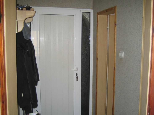 Дава се под наем Едностаен апартамент в Бургас, Възраждане - 35 кв.м за 66.3 € - Снимка #1