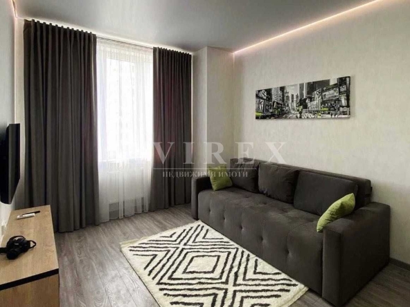 Дава се под наем Двустаен апартамент в Пловдив, Център - 68 кв.м за 346.8 € - Снимка #1