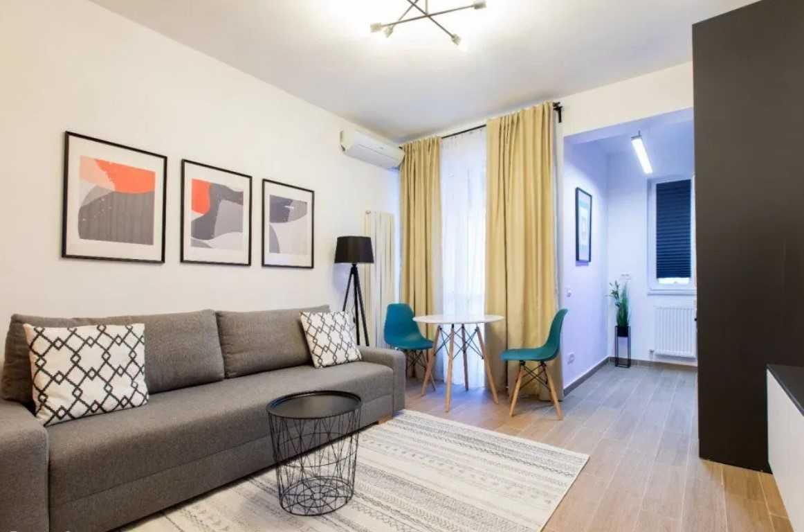 Дава се под наем  в Бургас, Братя Миладинови - 20 кв.м за 76.5 € - Снимка #1