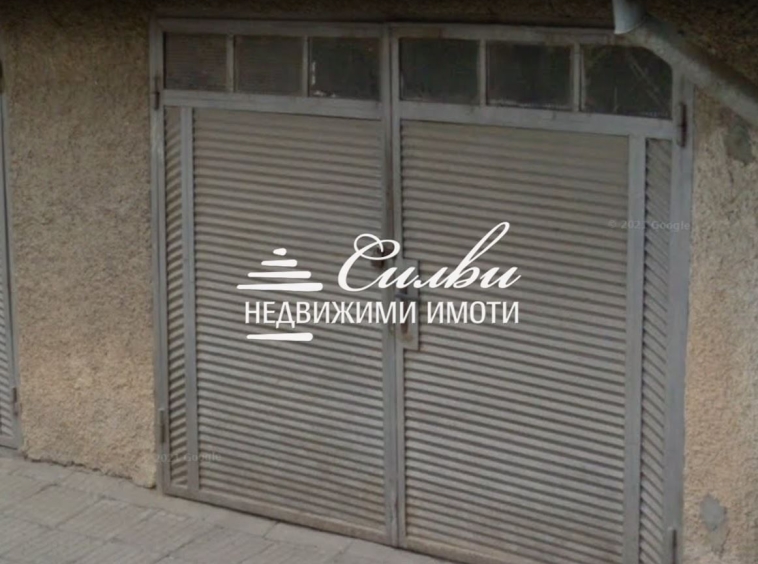 Гараж / Паркомясто в Търговище, Малчо Малчев - 15 кв.м за 663 €/кв.м - Снимка #1