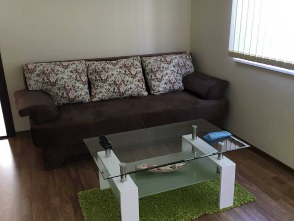 Дава се под наем Двустаен апартамент в Бургас, Сарафово - 78 кв.м за 102 € - Снимка #1