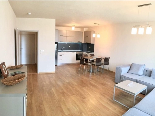 Дава се под наем Двустаен апартамент в София, Обеля 2 - 74 кв.м за 647.19 € - Снимка #1