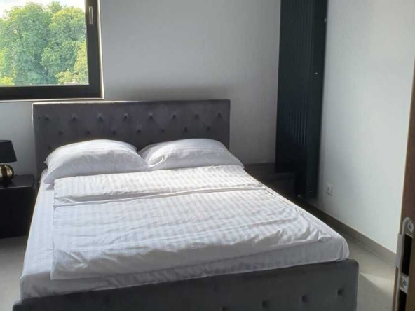 Дава се под наем Едностаен апартамент в Пловдив, Каменица 1 - 46 кв.м за 165 € - Снимка #1