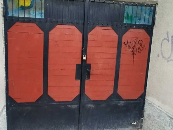 Дава се под наем Гараж / Паркомясто в Благоевград, Идеален център - 15 кв.м за 63.75 € - Снимка #1