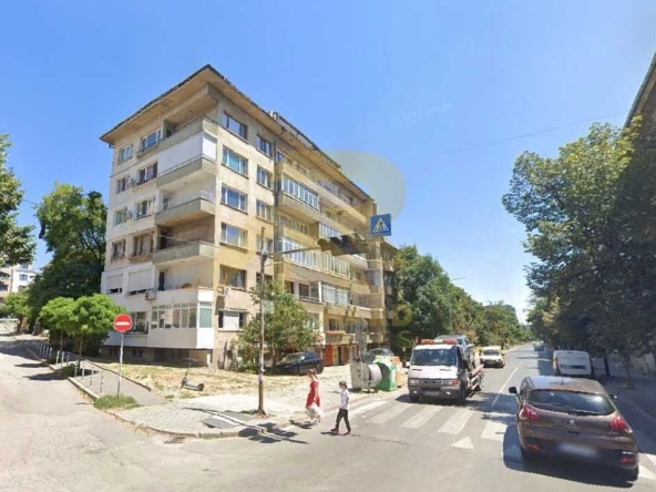 Тристаен апартамент в София, Гео Милев - 90 кв.м за 4389 €/кв.м - Снимка #1