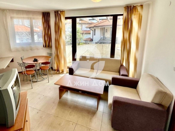 Двустаен апартамент в с. Кошарица, Област Бургас - 65 кв.м за 993 €/кв.м - Снимка #1