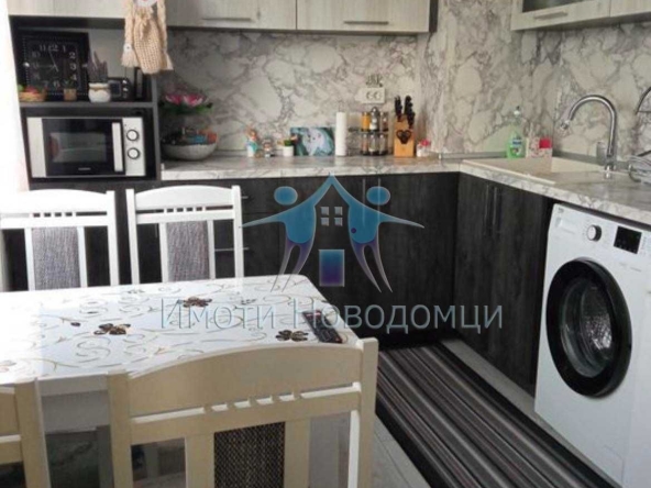 Двустаен апартамент в Шумен, Пазара - 60 кв.м за 1020 €/кв.м - Снимка #1