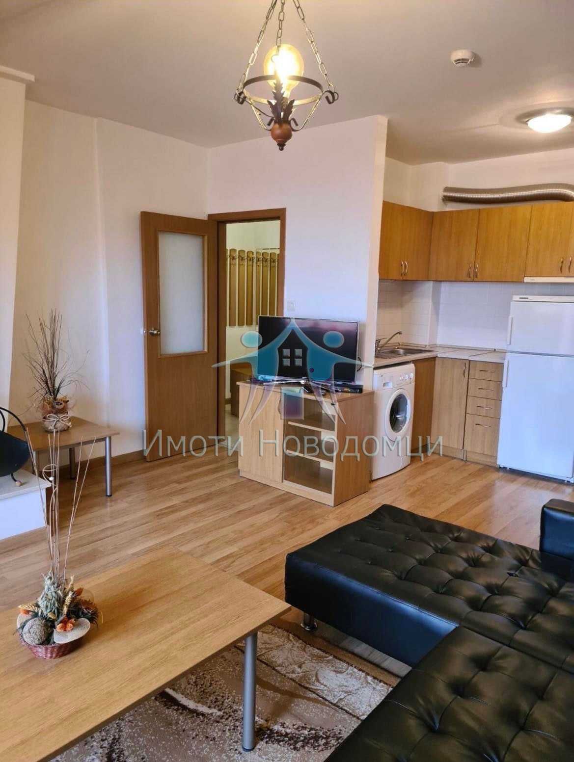 Двустаен апартамент в Шумен, Пазара - 98 кв.м за 1123 €/кв.м - Снимка #1
