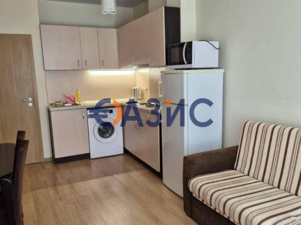 Тристаен апартамент в к.к. Слънчев бряг - 96 кв.м за 1157 €/кв.м - Снимка #1
