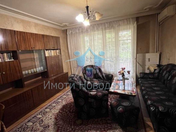 Тристаен апартамент в Шумен, Пазара - 87 кв.м за 1407 €/кв.м - Снимка #1
