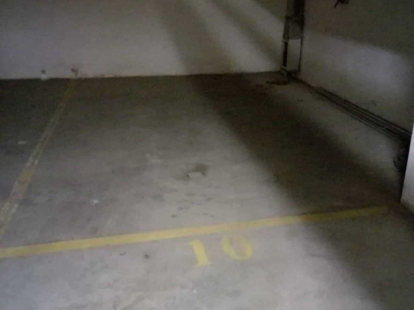 Дава се под наем Гараж / Паркомясто в София, Бъкстон - 23 кв.м за 89.76 € - Снимка #1