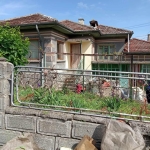 Къща в Мартен - 1889 кв.м за 11 €/кв.м - Снимка #1