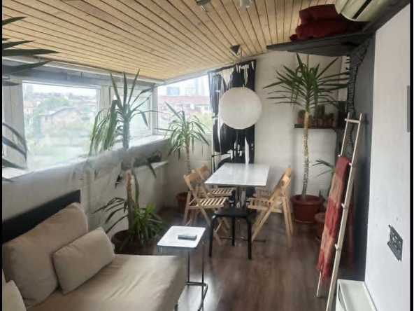 Дава се под наем Мезонет в София, Център - 55 кв.м за 648.21 € - Снимка #1