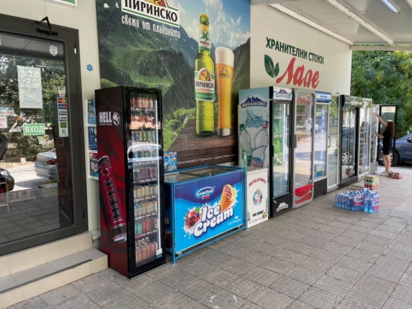 Дава се под наем Магазин в Пловдив, Кючук Париж - 150 кв.м за 15300 € - Снимка #1