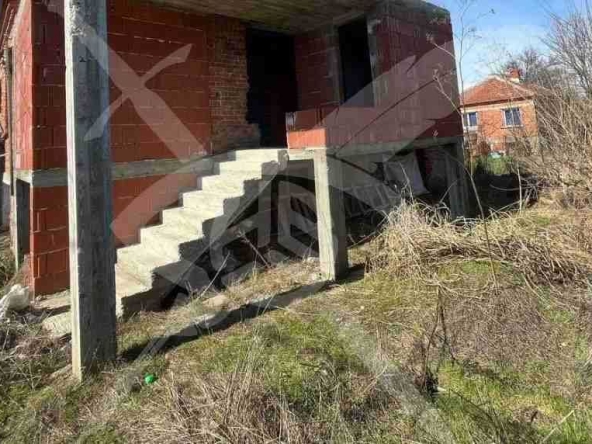 Къща в с. Лозарево, Област Бургас - 379 кв.м за 35 €/кв.м - Снимка #1