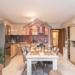 Дава се под наем Тристаен апартамент в Варна, Възраждане 3 - 97 кв.м за 561 € - Снимка #1