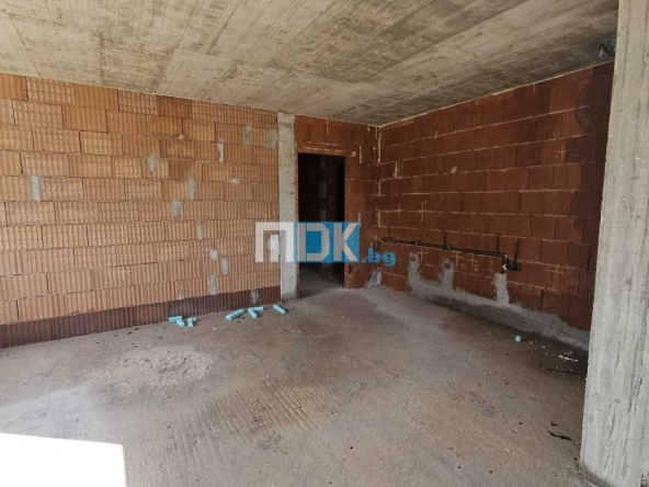 Тристаен апартамент в Пловдив, Христо Смирненски - 113 кв.м за 763 €/кв.м - Снимка #1