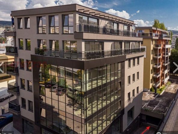 Дава се под наем Гараж / Паркомясто в Варна, ХЕИ - 20 кв.м за 140 € - Снимка #1