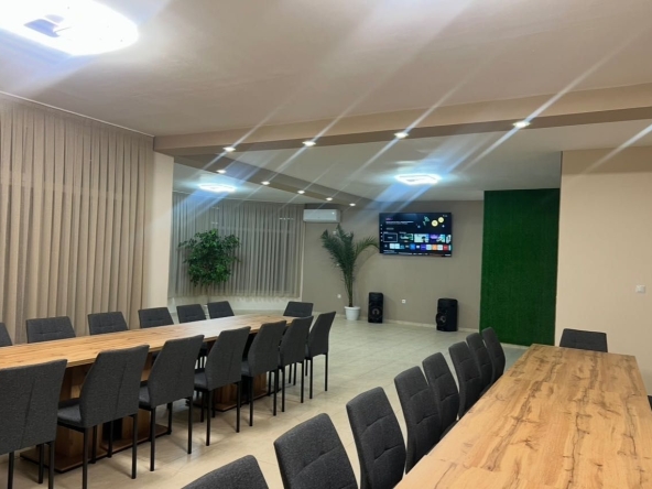 Дава се под наем Зала за събития в с. Шейново, Област Стара Загора -  кв.м за 178.5 € - Снимка #1